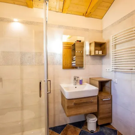 Ferienhuette Sonnreith شبيتال أم بيرن